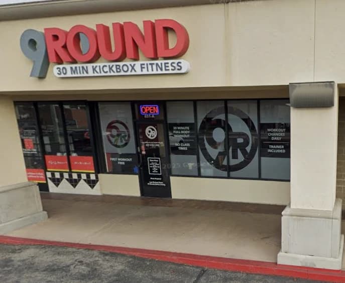 9Round Kickboxing Fitness logo
