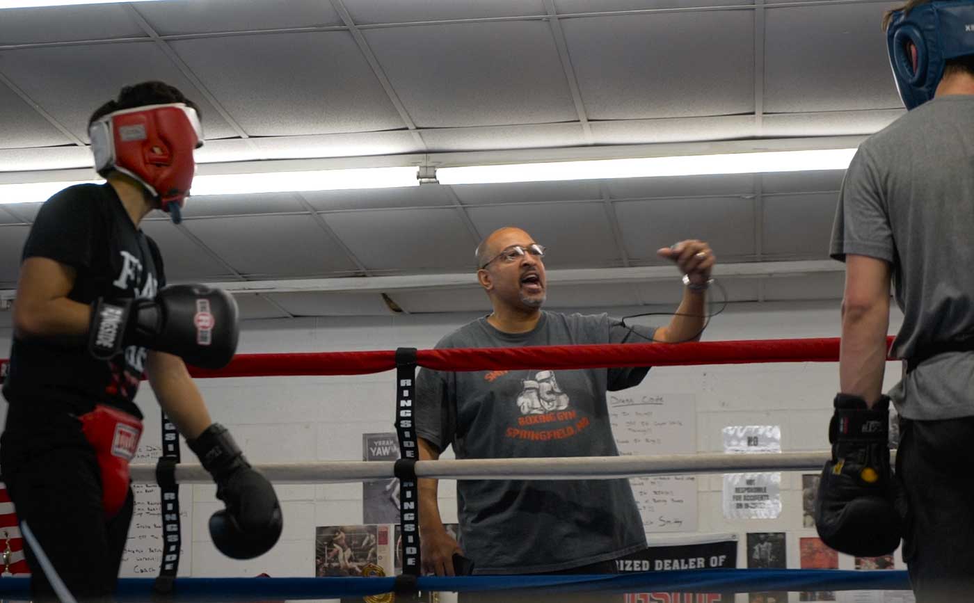 Smitty's Mid-West Boxing Gym logo