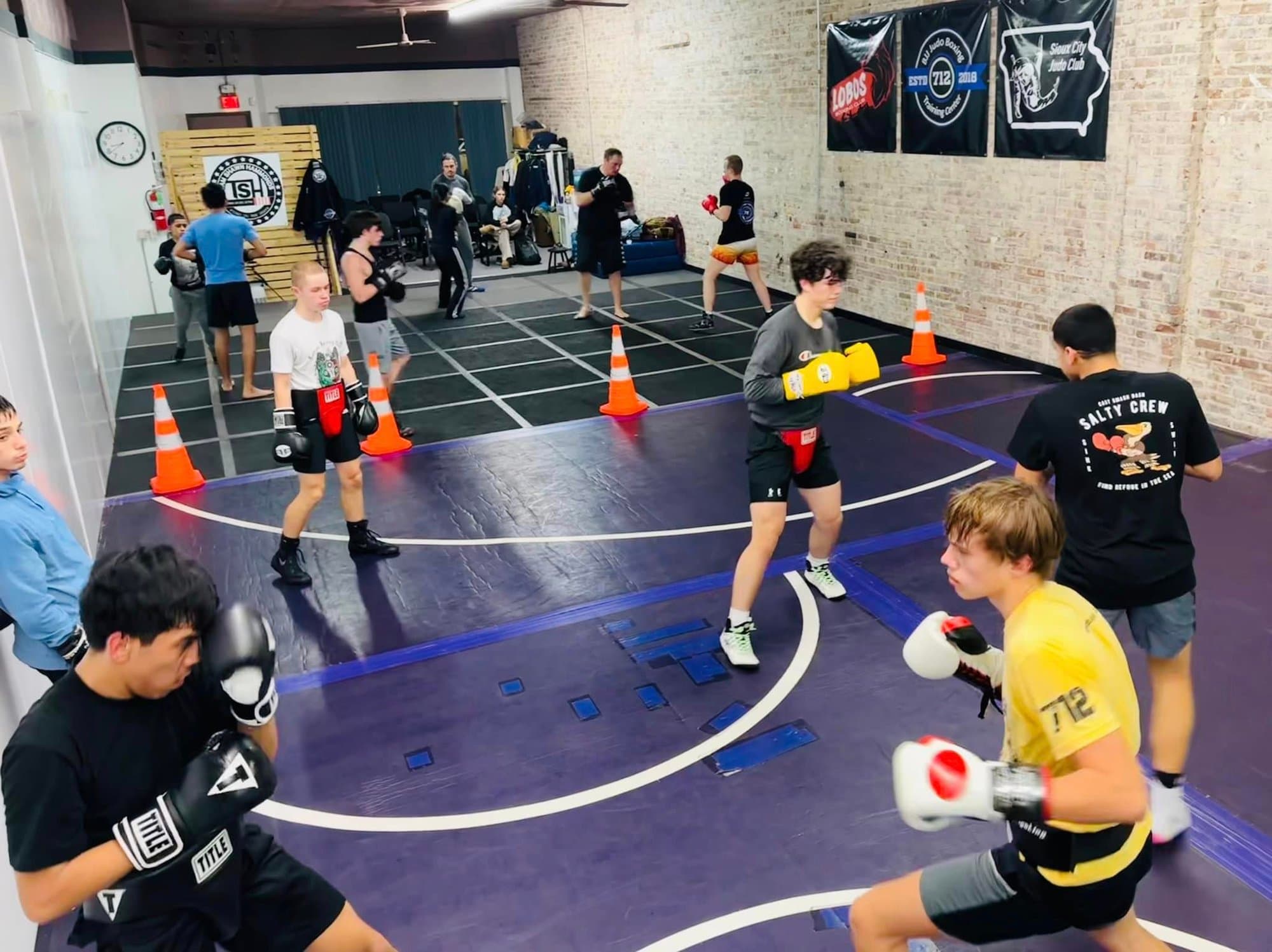 Main image of Lobos Boxing Club