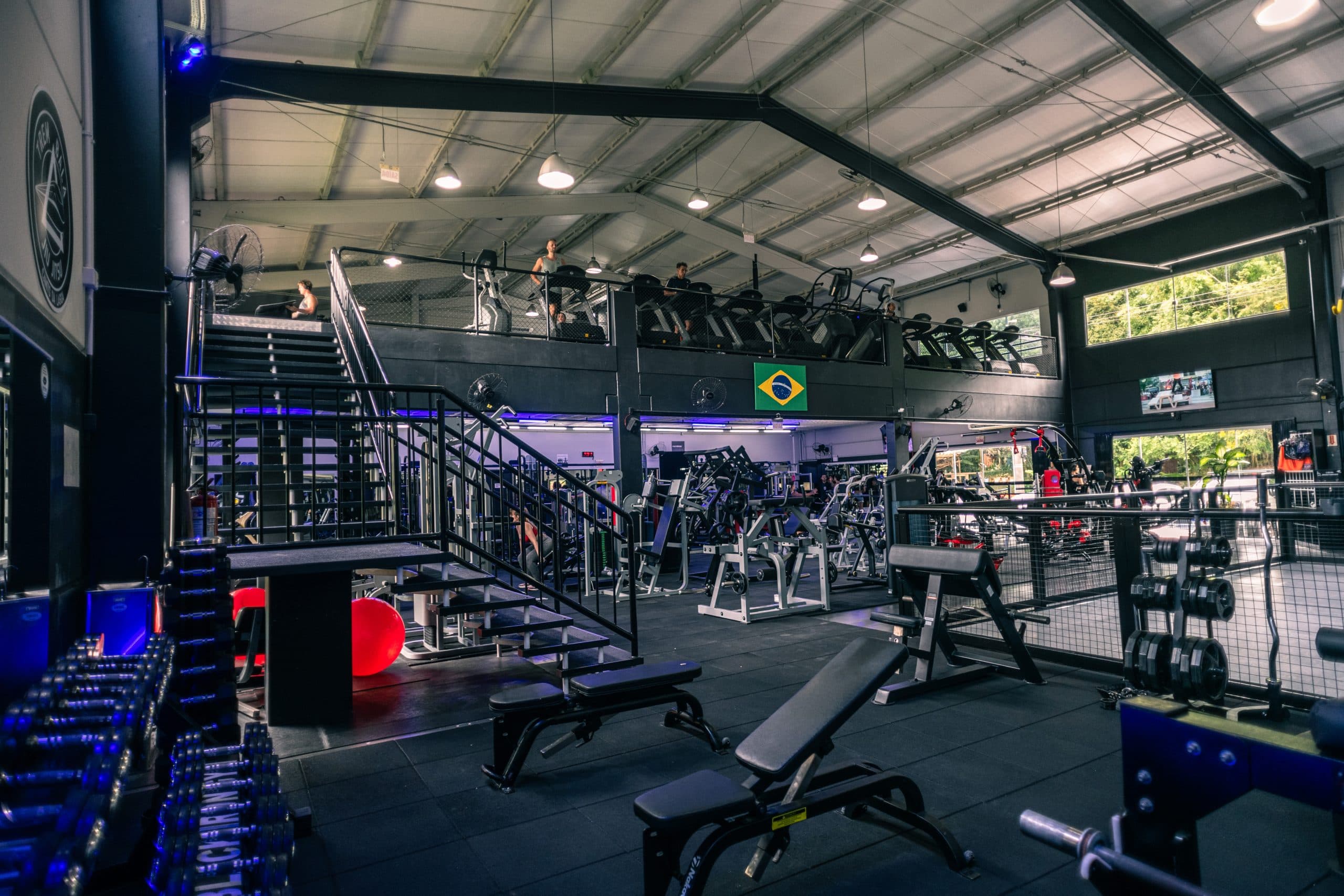 Main image of Academia Black Iron Gym