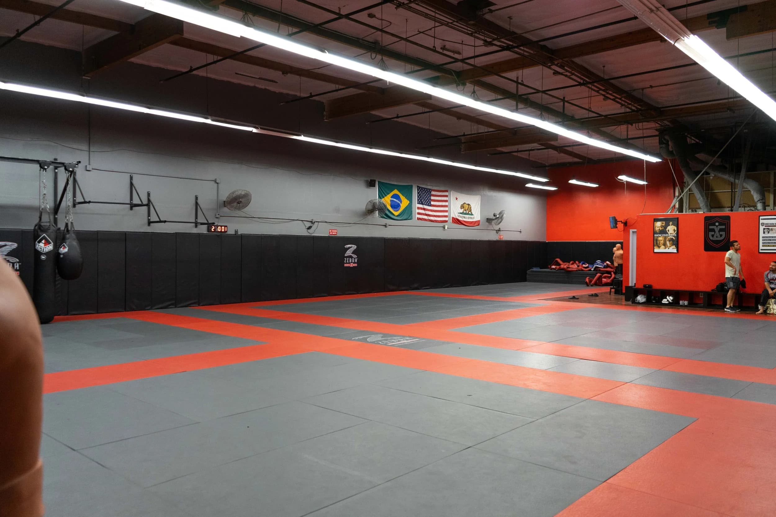 Main image of Gloglo Brazilian Jiu-jitsu, Kickboxing & Fitness Academy