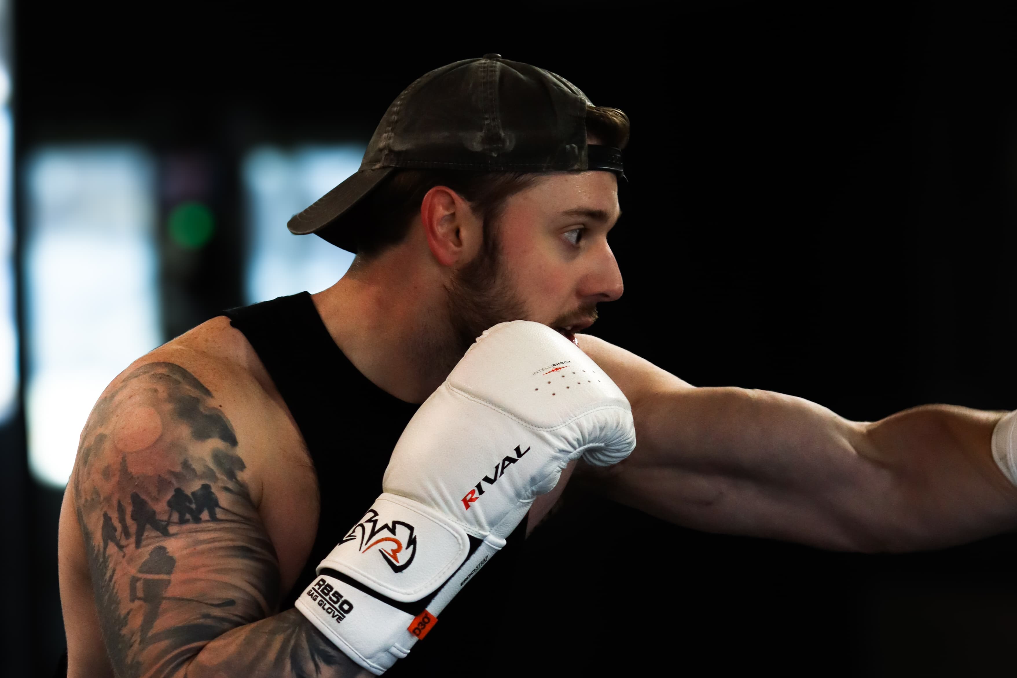 Glove Up Fitness logo