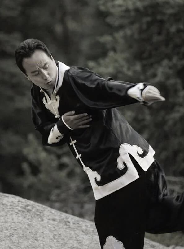Master Yun Traditional Tai Chi and Kung Fu logo